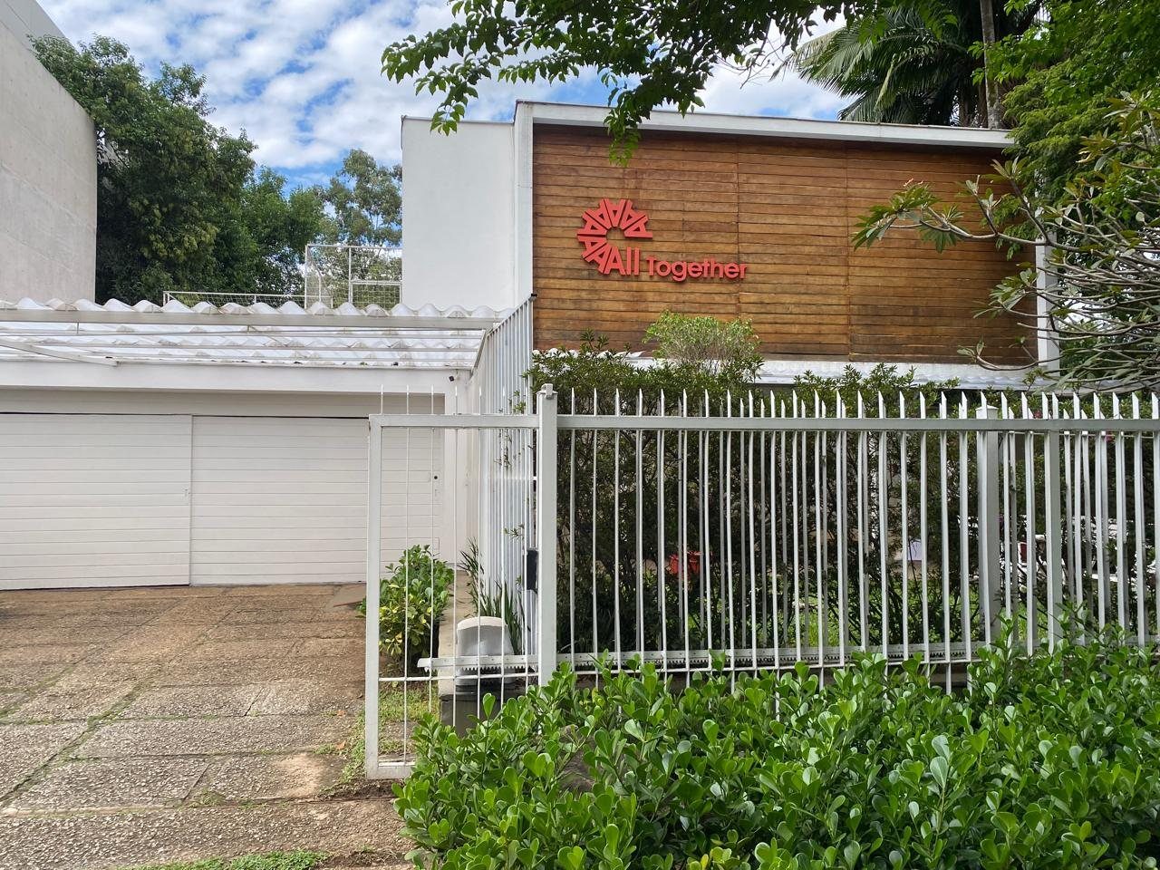 Fachada da All Together no Jardim Paulistano